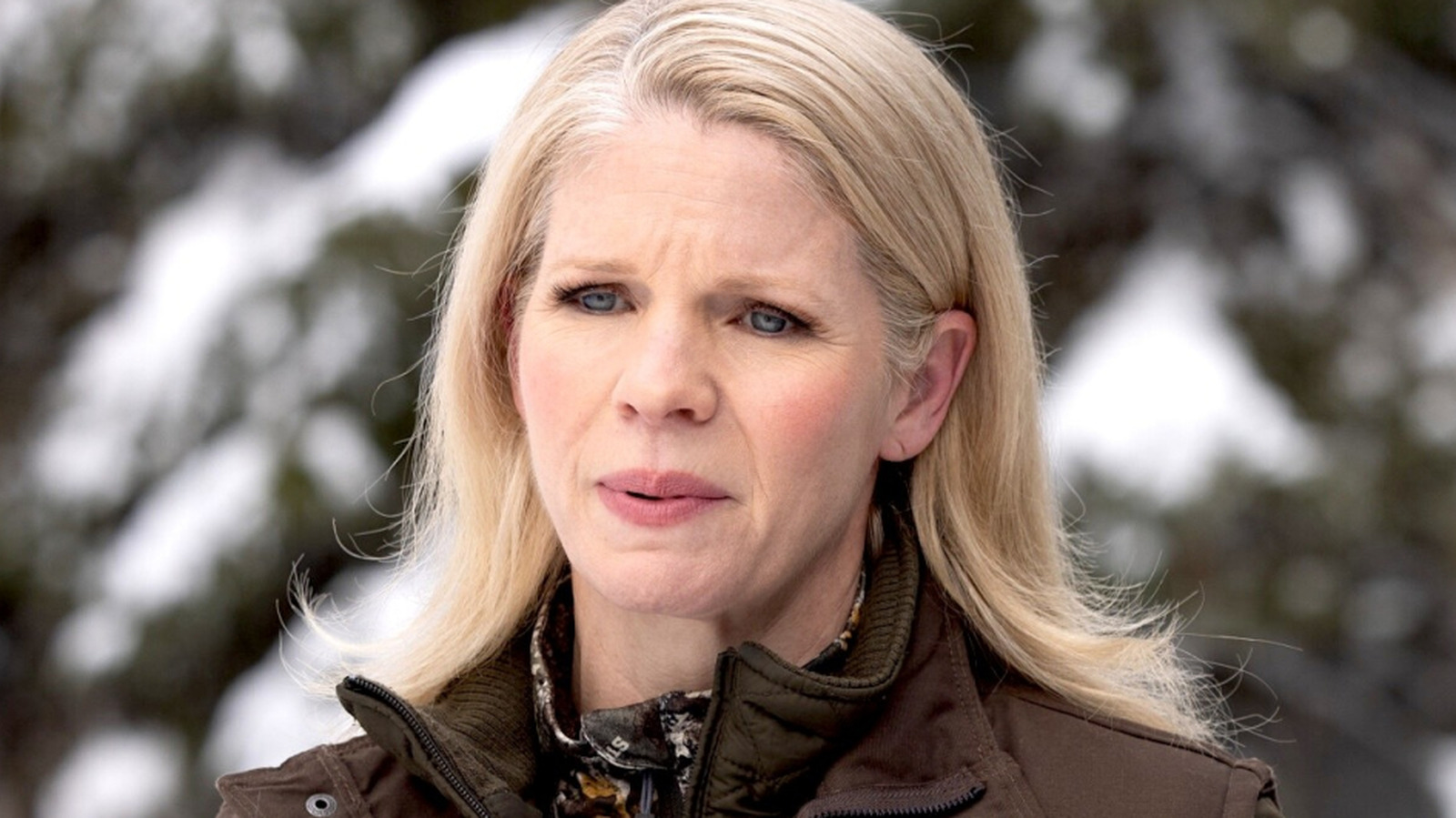 Sheriff Country’s Kelli O’Hara Also Stars In A Popular HBO Historical Drama Series