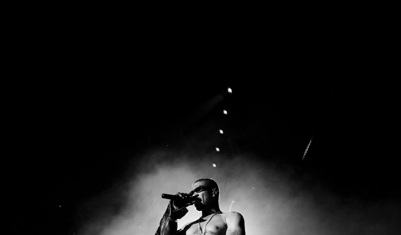 The Perfect Date Night: Usher Brings Out Mary J. Blige, Method Man, Ashanti & More At ‘The R&B Tour’