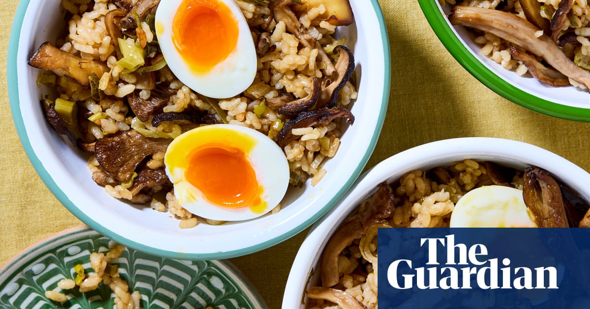 Meera Sodha’s vegetarian recipe for mushroom claypot rice