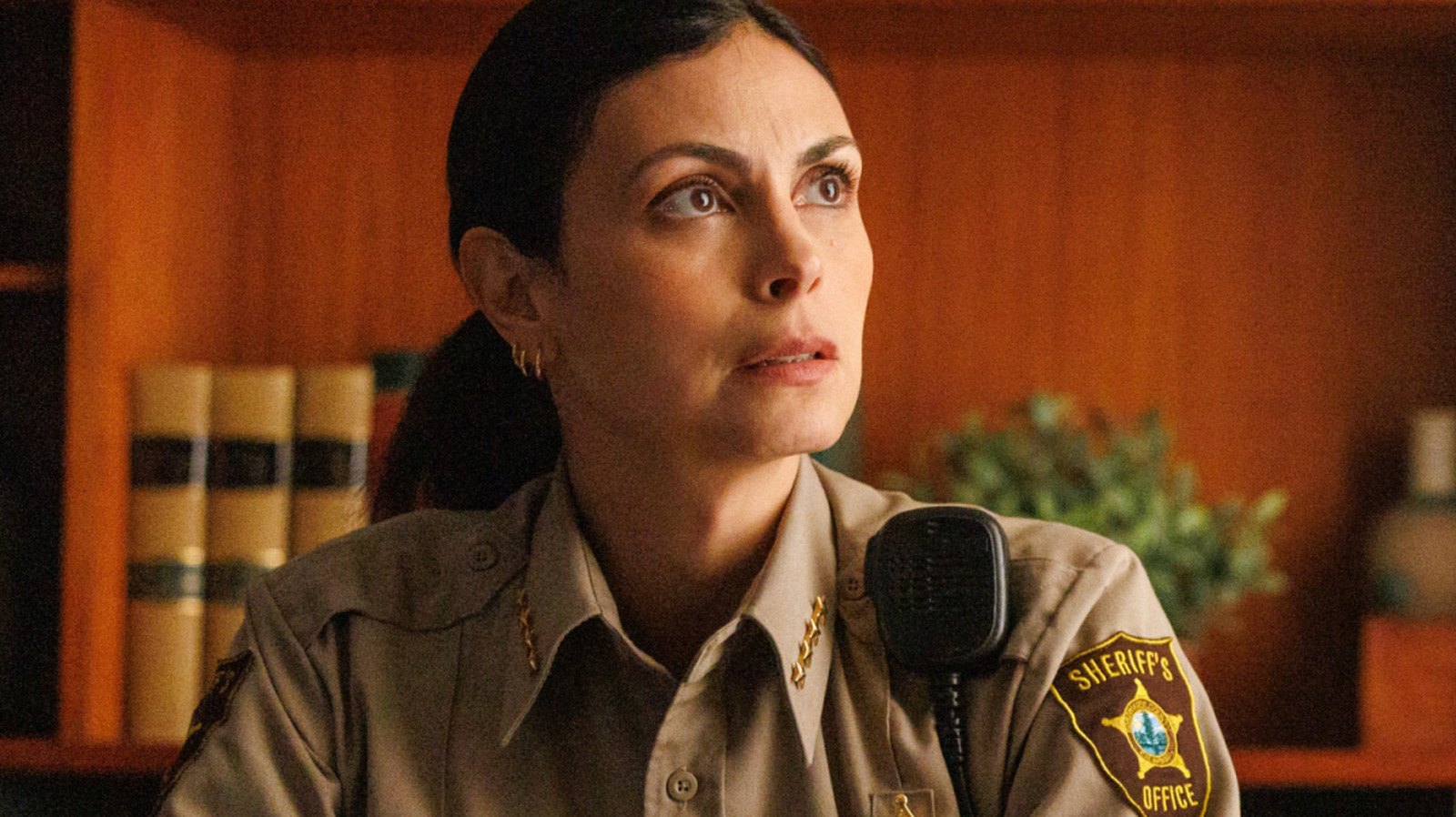 Sheriff Country Season 2 Trailer: Mickey Struggles To Keep Her Cool Amid Family Drama — Plus, See Ben McKenzie As Sheriff Wade