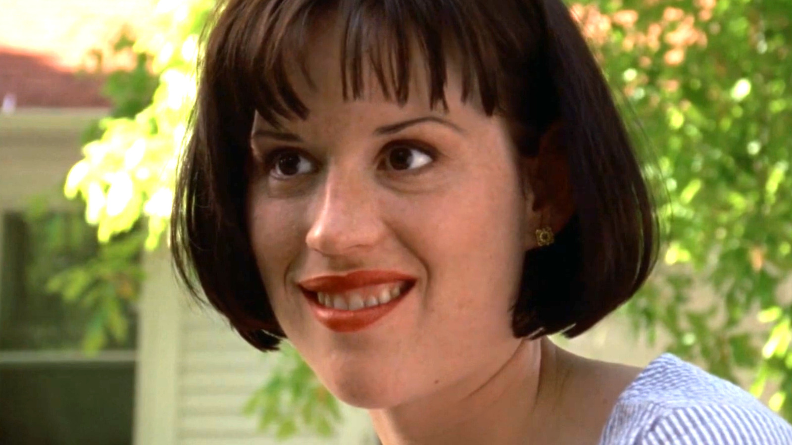 Molly Ringwald Starred In A Hit ’90s Stephen King Miniseries