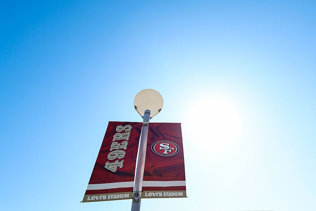 Social Media Is Not Holding Back on This 49ers Scammer
