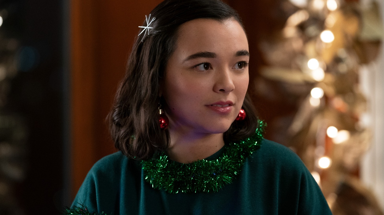 5 Christmas-Themed TV Shows Worth Watching All Year Round