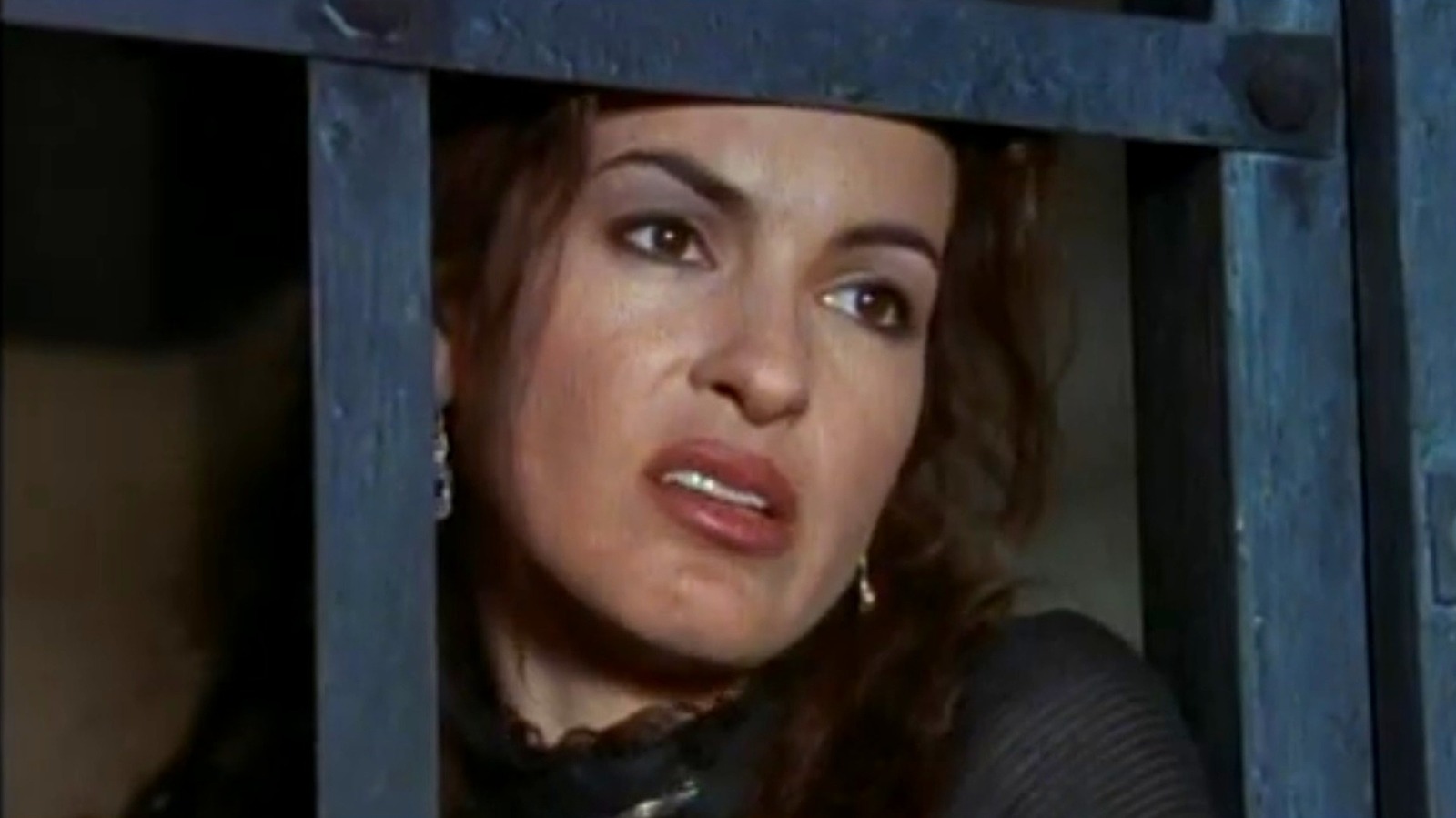 Mariska Hargitay Played A Villain In Robert Urich’s Forgotten ’90s Western Series